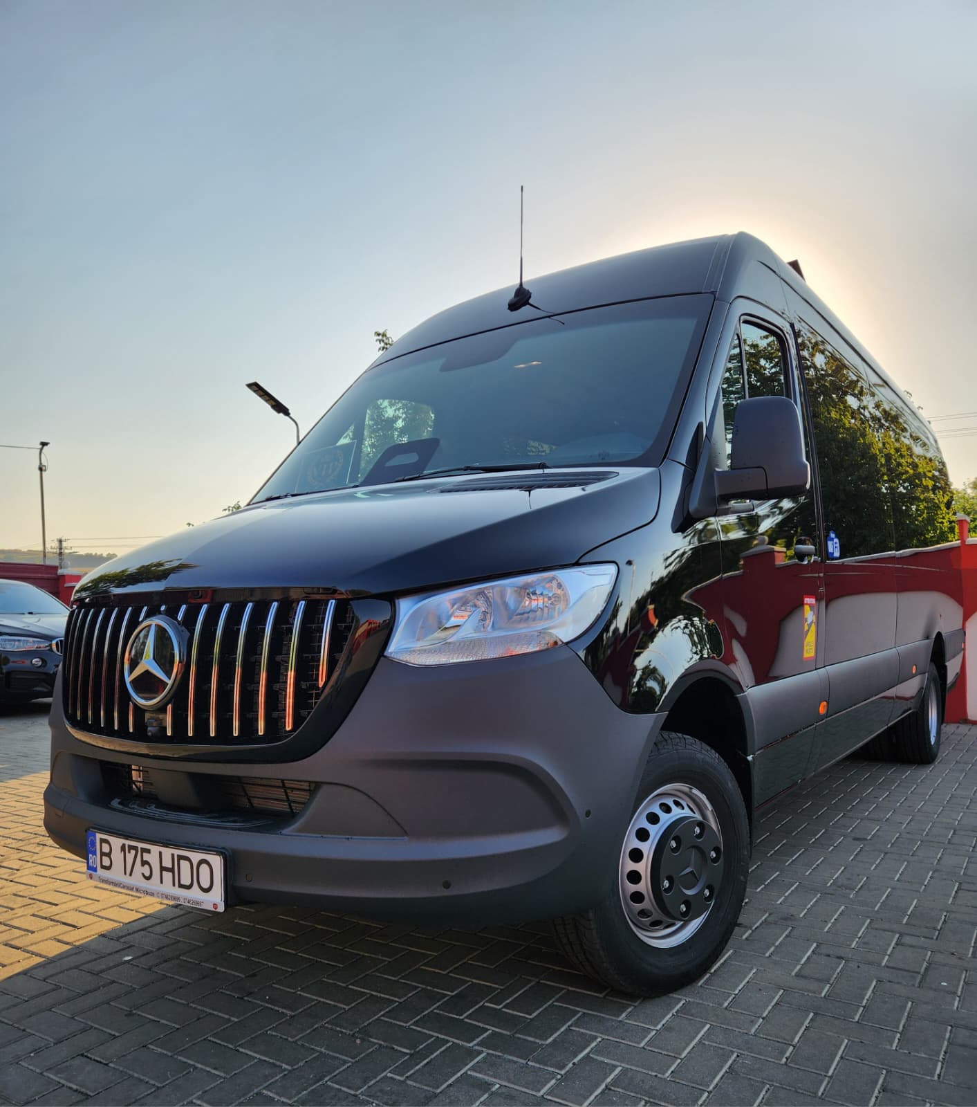 Mercedes-Benz Sprinter graphite — exterior
